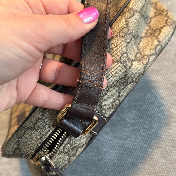 Gucci Crossbody Bag in Brown and Black - Picture 10 of 12